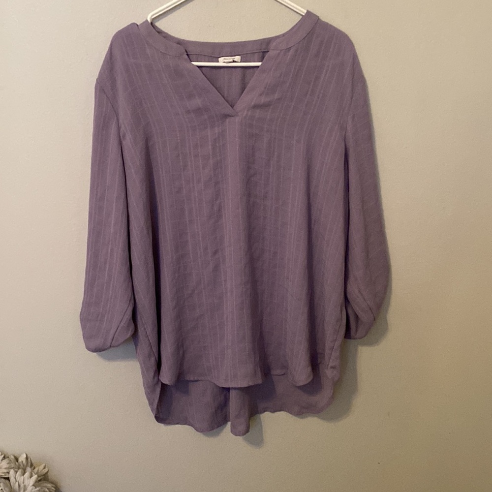 Maurices Lilac V-Neck Long Sleeve Blouse with Cuff Sleeves [Size: XL]